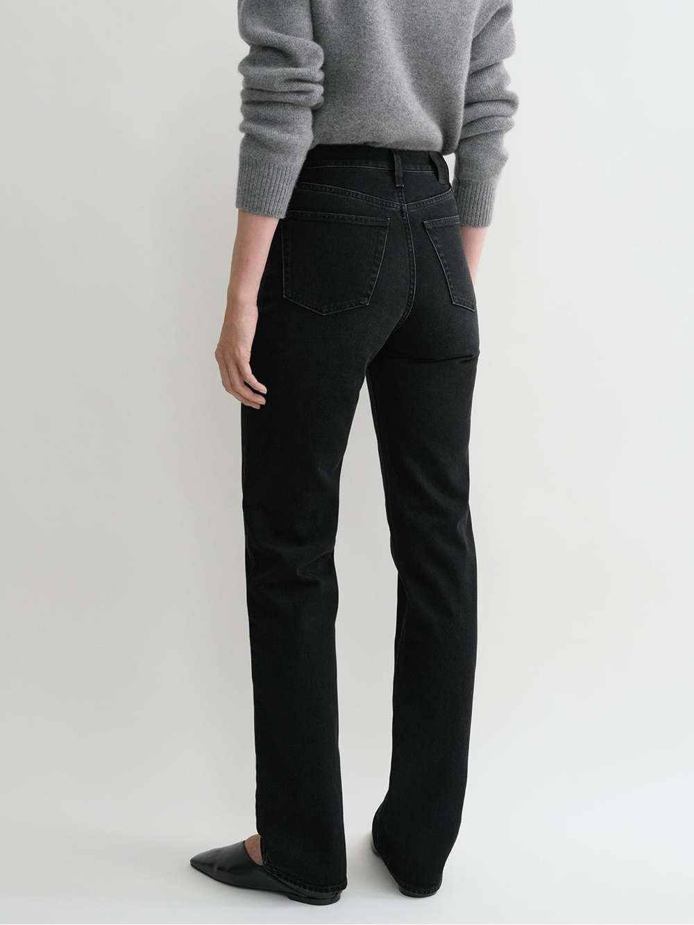 Toteme Classic Cut Jeans in Black Denim - Size 26
